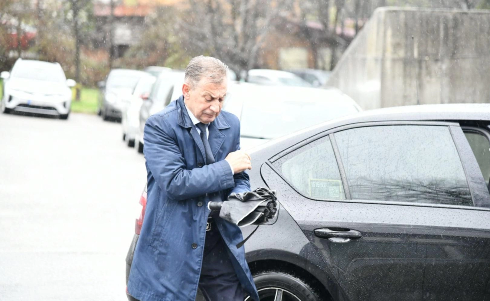 Nermin Nikšić tvrdi da Povjerenstvo nije moglo odlučivati o validnosti diploma